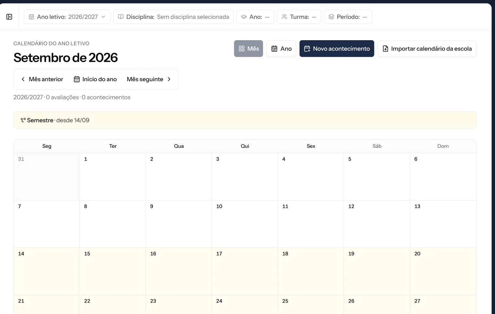 Calendário do ano letivo no Lapispro: o mês com os períodos, as interrupções e os acontecimentos marcados pelo professor.